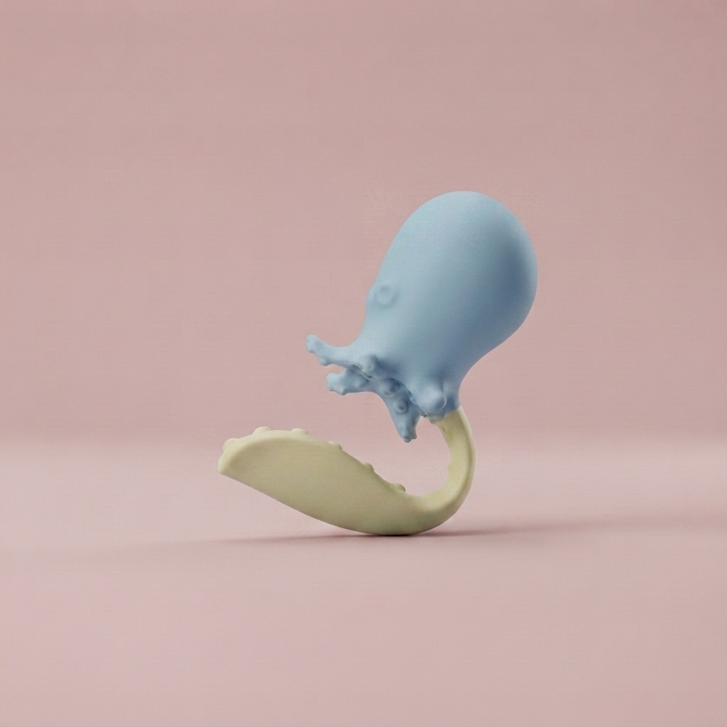 Huggy Octo multi-arm suction and vibration massager detail by Olyon