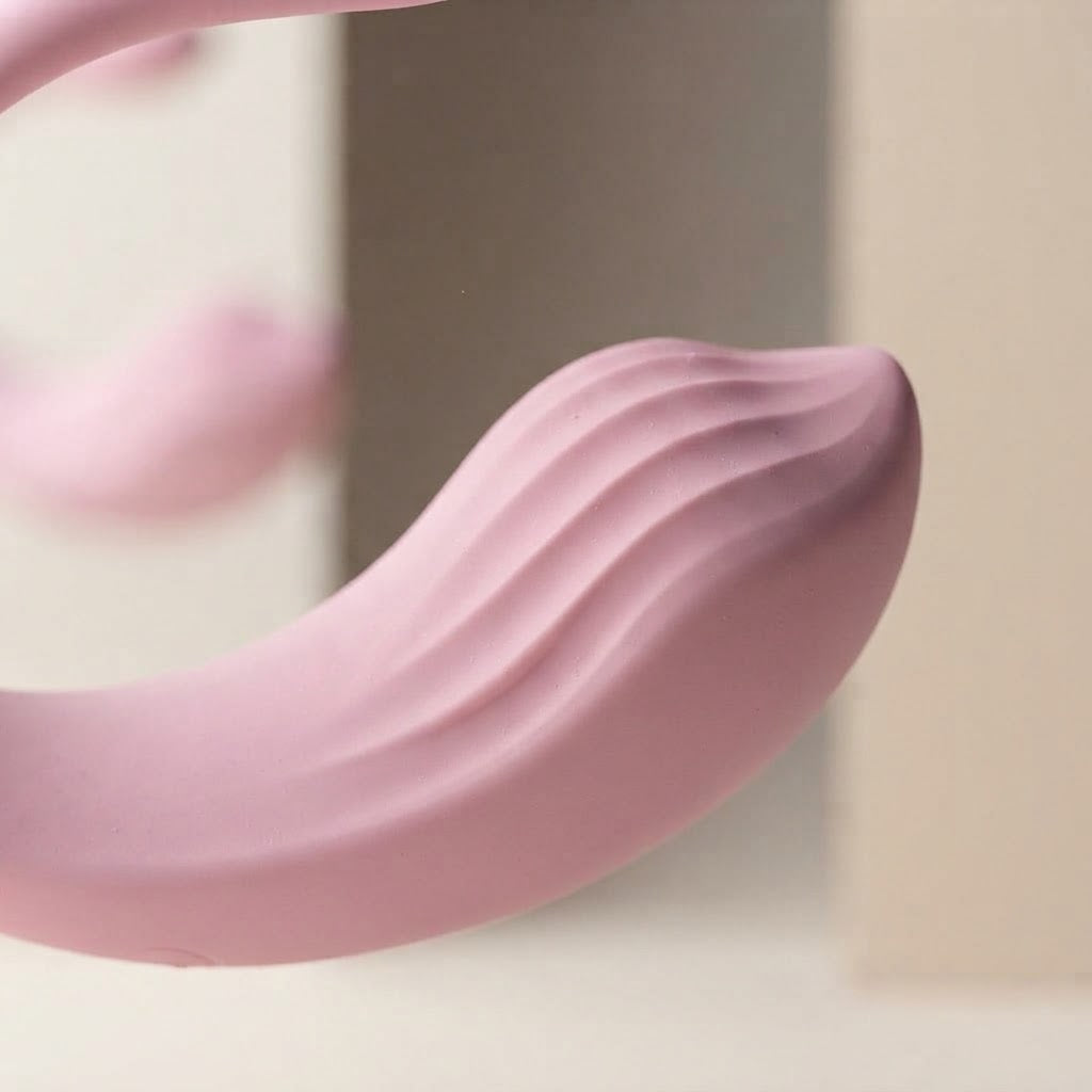 Whale app-controlled wearable mini vibrator product view