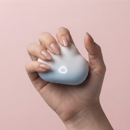 Cloudia squeeze-control cloud massager product image by Olyon